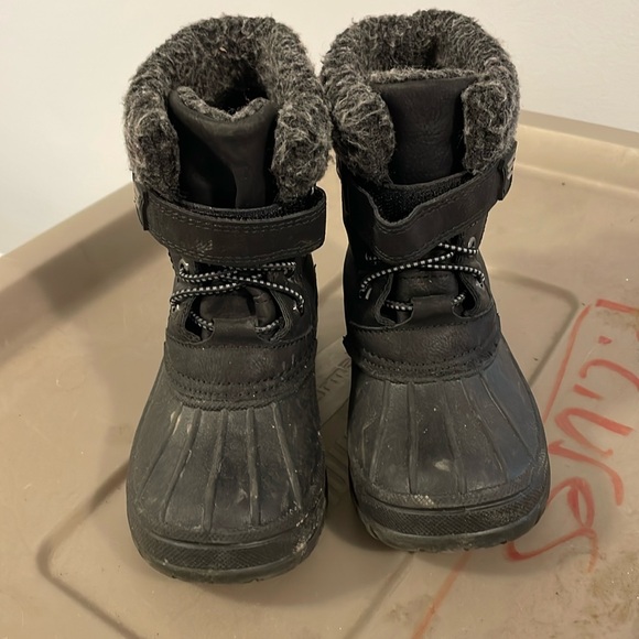 Boys winter boots - Picture 1 of 5